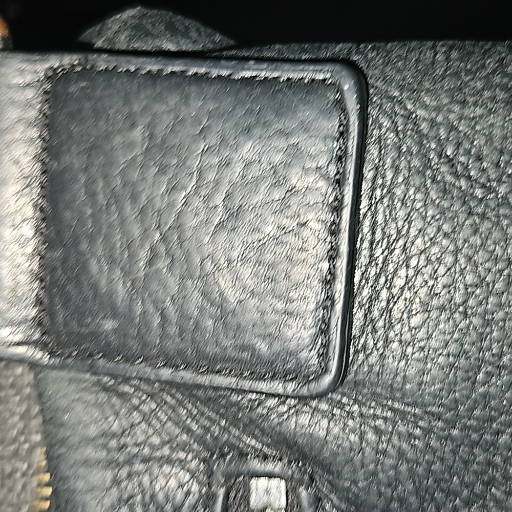 Large Margot NY Leather Crossbody Bag - Picture 8 of 13